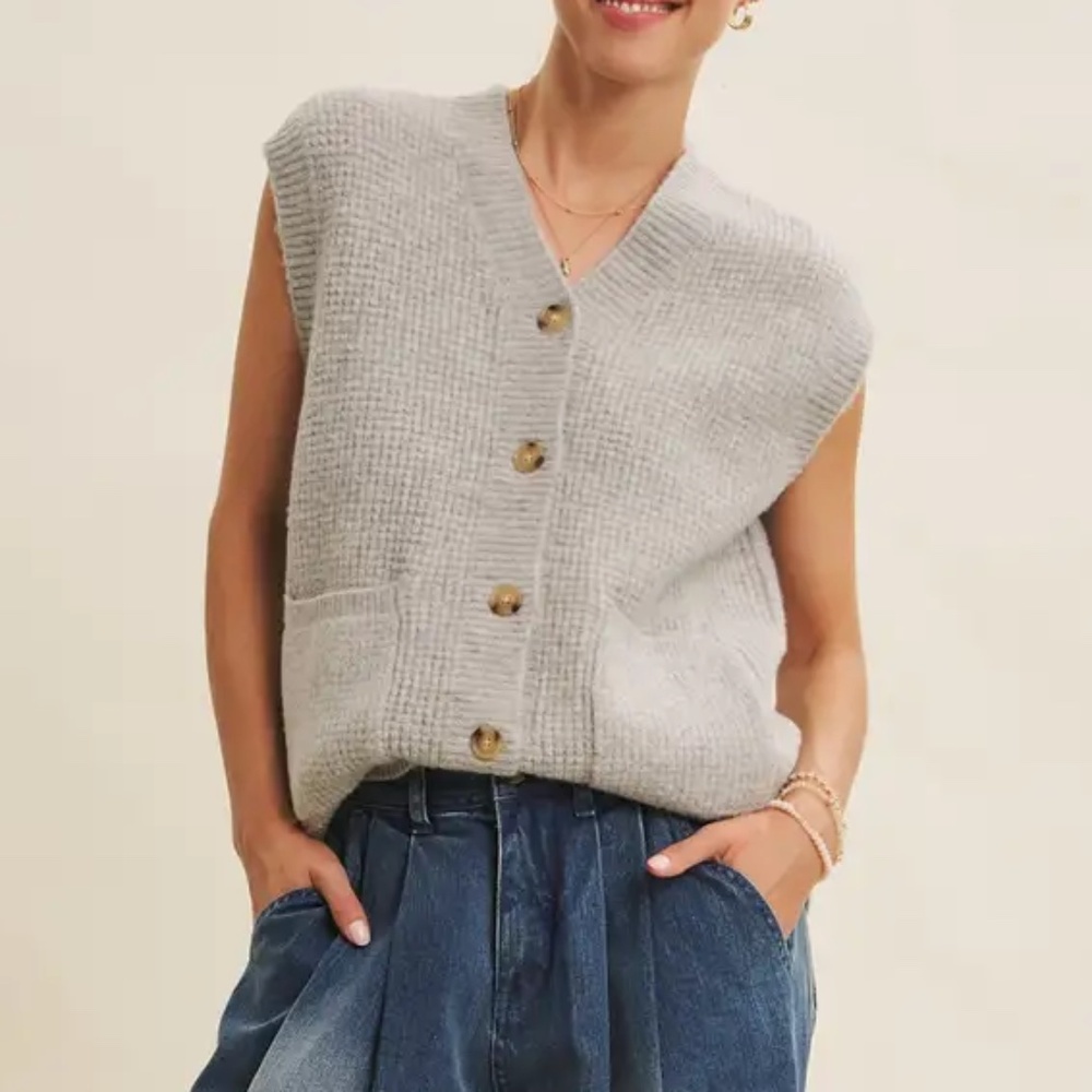 NWT Modern and Timeless Textured Thermal Cozy Sweater Vest - Picture 3 of 4